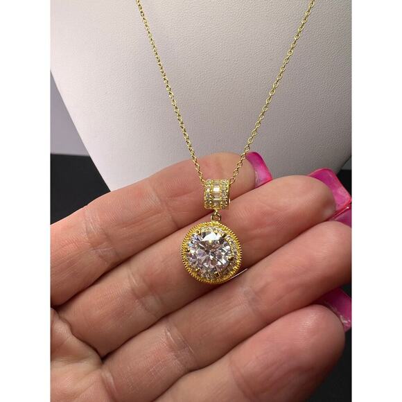 Signed FZN gold over Sterling CZ halo pendant and chain necklace - Picture 8 of 9